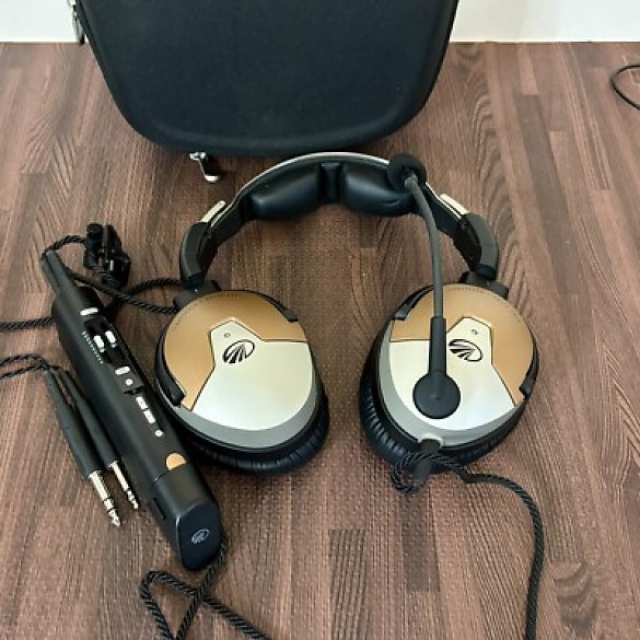 Lightspeed Delta Zulu Dual GA Plug Bluetooth ANR Headset