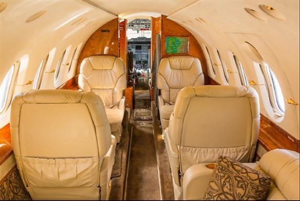 2001 HAWKER BEECHCRAFT Hawker 800 XP