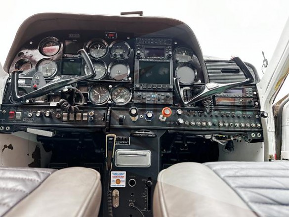 1971 CESSNA 177 Cardinal