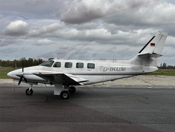 1982 CESSNA T303 Crusader