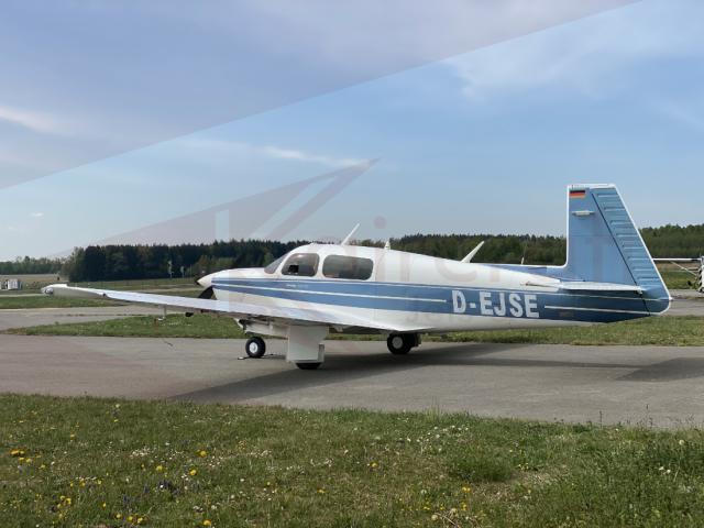 1989 MOONEY M-20J 201