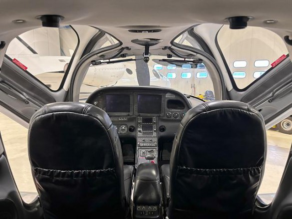 2007 CIRRUS SR-22