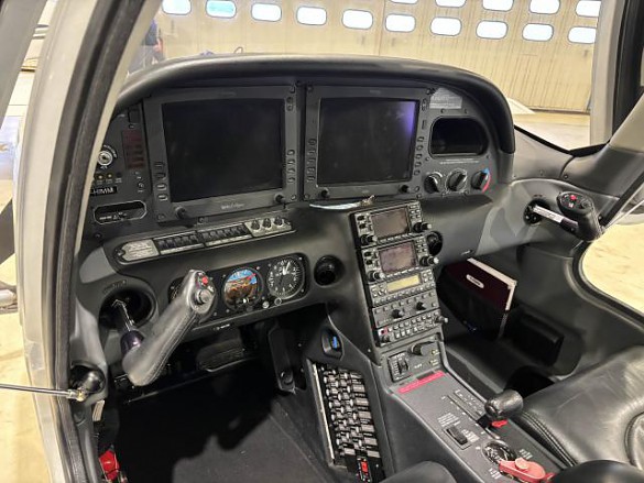 2007 CIRRUS SR-22