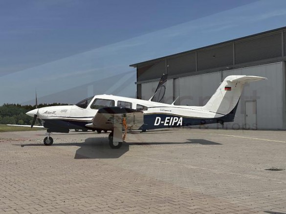 1979 PIPER PA-28RT-201T Turbo Arrow 4