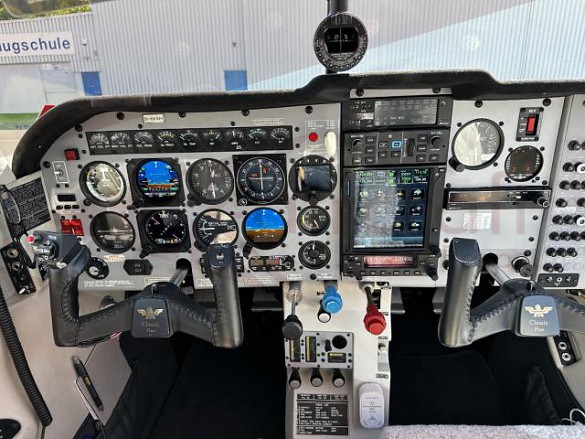 1998 MOONEY Allegro
