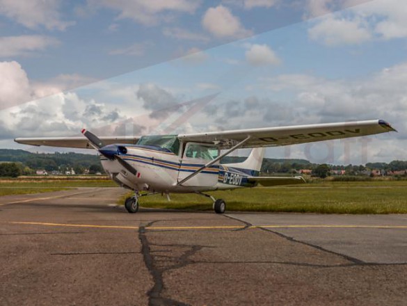 1980 CESSNA 182 Skylane FR-182-RG