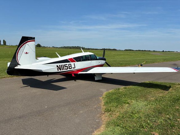 1982 MOONEY M-20J 201
