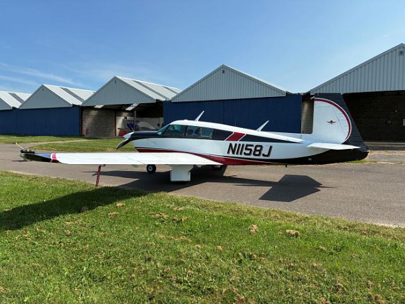 1982 MOONEY M-20J 201