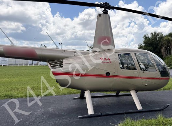 2013 ROBINSON R-44 Raven II w/AC