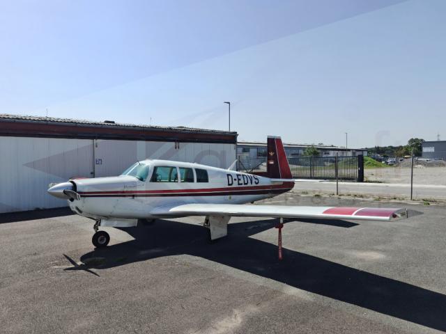 1967 MOONEY M-20F Executive