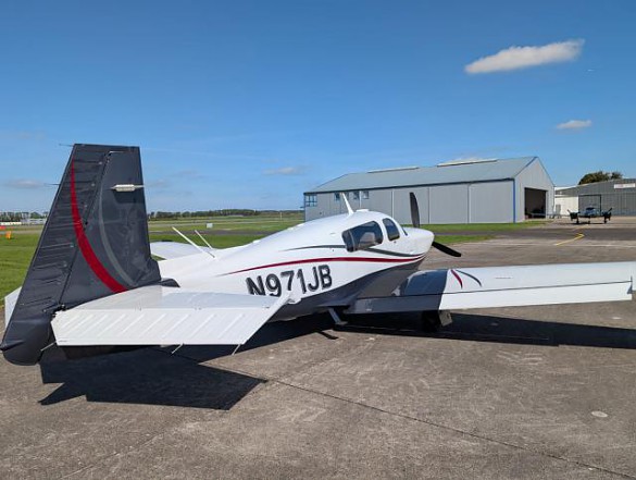 1999 MOONEY Eagle