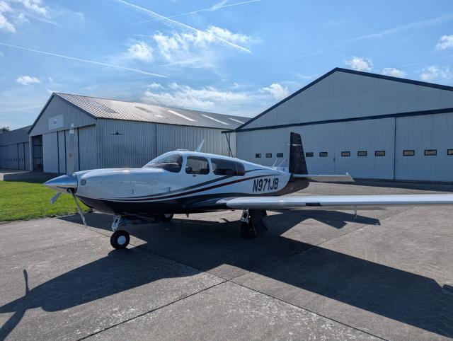 1999 MOONEY Eagle
