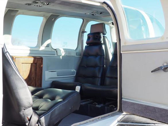 1988 BEECH A36 Bonanza