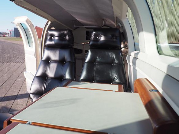 1988 BEECH A36 Bonanza