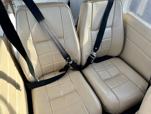 1988 PIPER PA-28-181 Archer 2