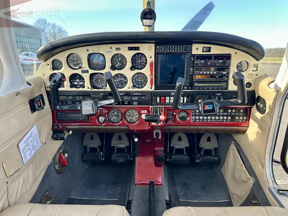 1988 PIPER PA-28-181 Archer 2
