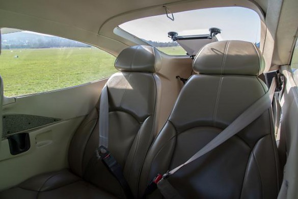 2004 CESSNA 182 Skylane 2004