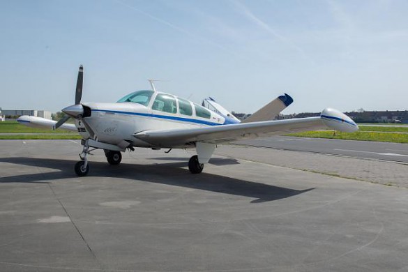 1971 BEECH Bonanza (35)