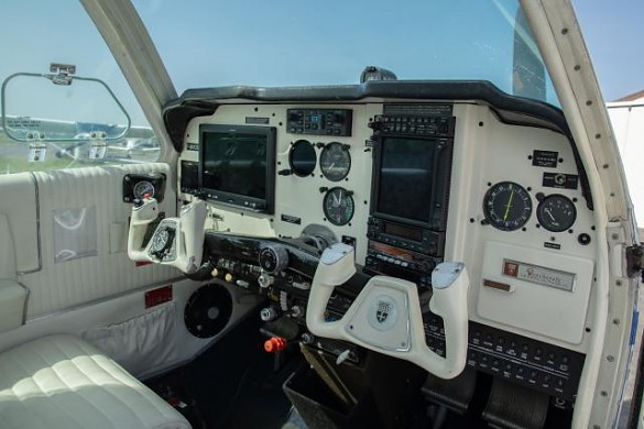 1971 BEECH Bonanza (35)