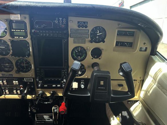 1979 CESSNA 210 Centurion