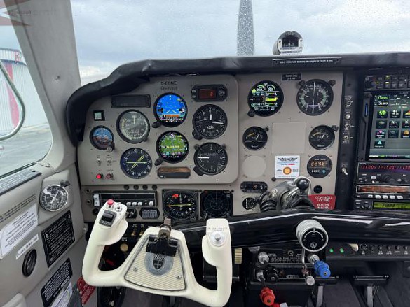 1987 BEECH 33 Bonanza F33A