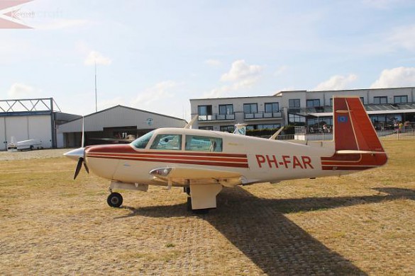 1984 MOONEY M-20J 201